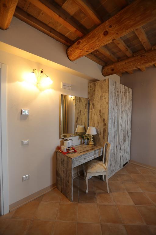Villa Marietta Country House - Marche Montemaggiore al Metauro Kamer foto
