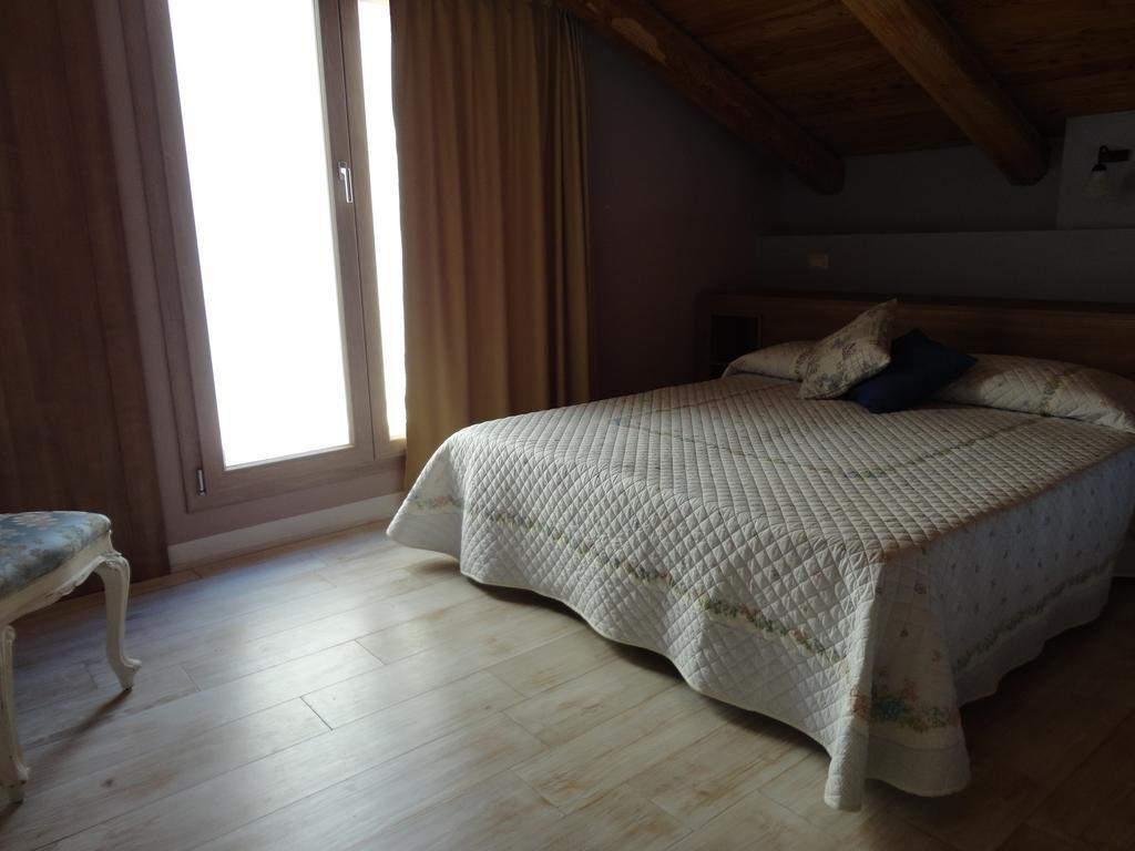 Villa Marietta Country House - Marche Montemaggiore al Metauro Buitenkant foto